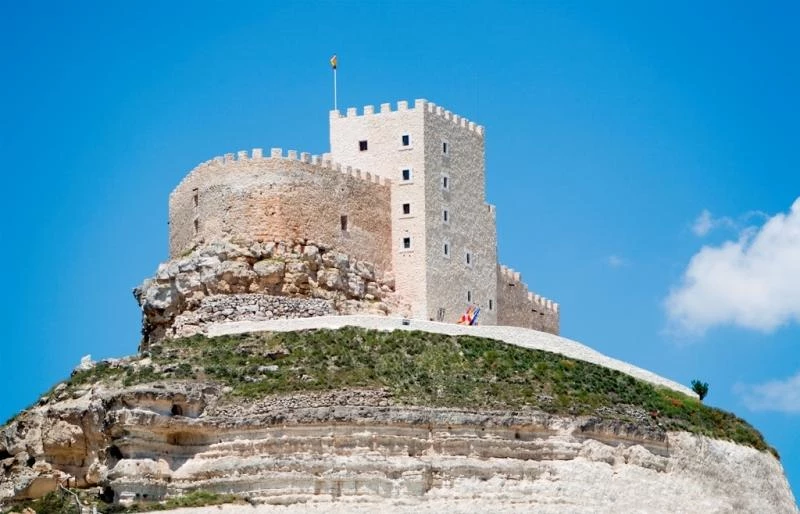 Dormir en Castillos 17 Residencia Real del Castillo de Curiel Exterior - Dormir en Castillos - Muy Noble